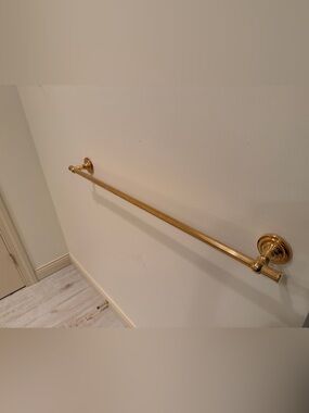 Set 2 Gold Jado German Towel Bar and Ring